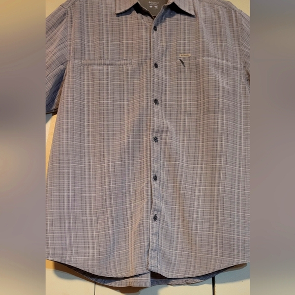 Columbia men's casual button-down short-sleeve shirt, Sze Large,  plaid pattern - Picture 5 of 13